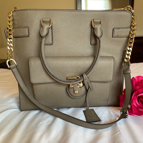 HP ๐ Michael Kors Emma North South Tote - Picture 2 of 10